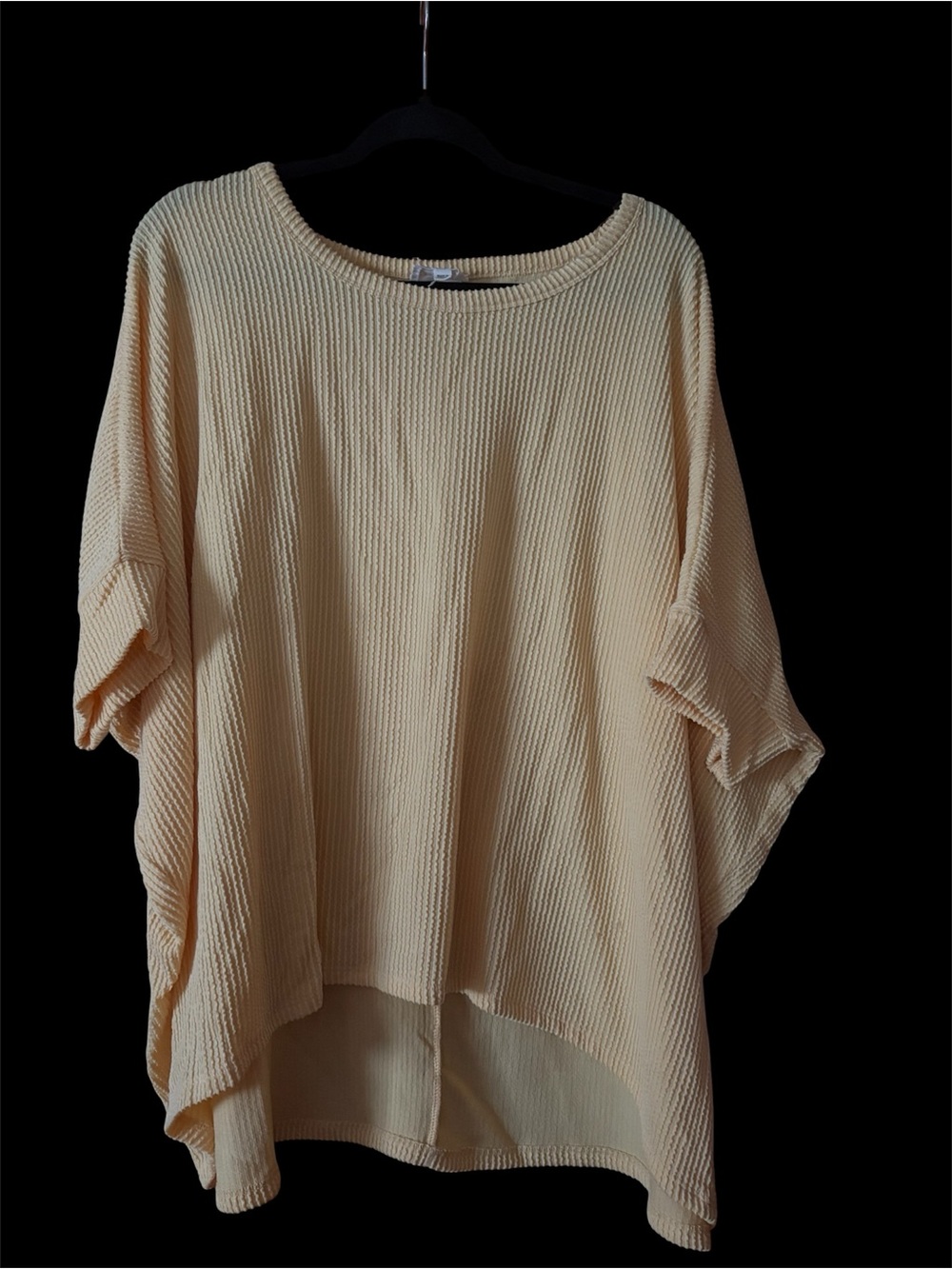 ANDREE BY UNIT Lightweight Cream Textured Tunic Top